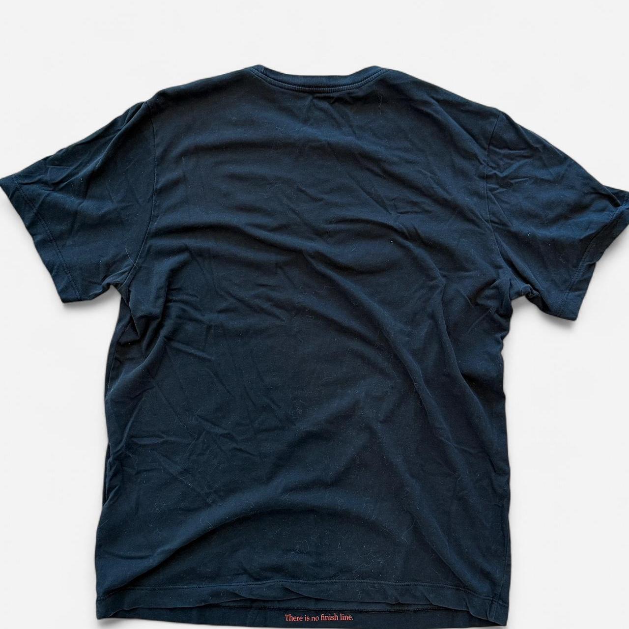 Nike Men's black navy T-shirts