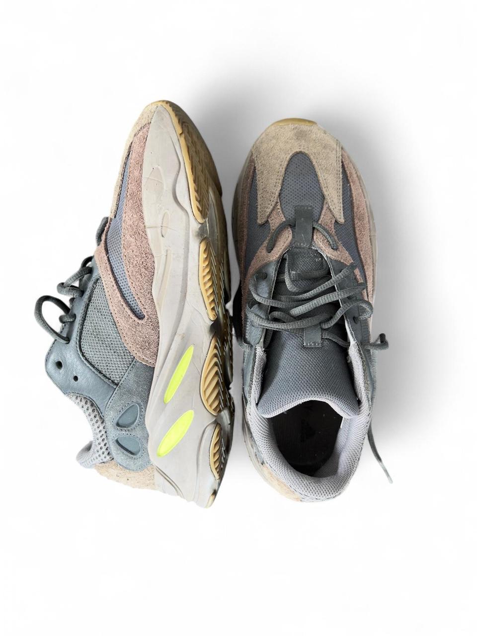 Adidas Yeezy Boost 700 Mauve Colorway