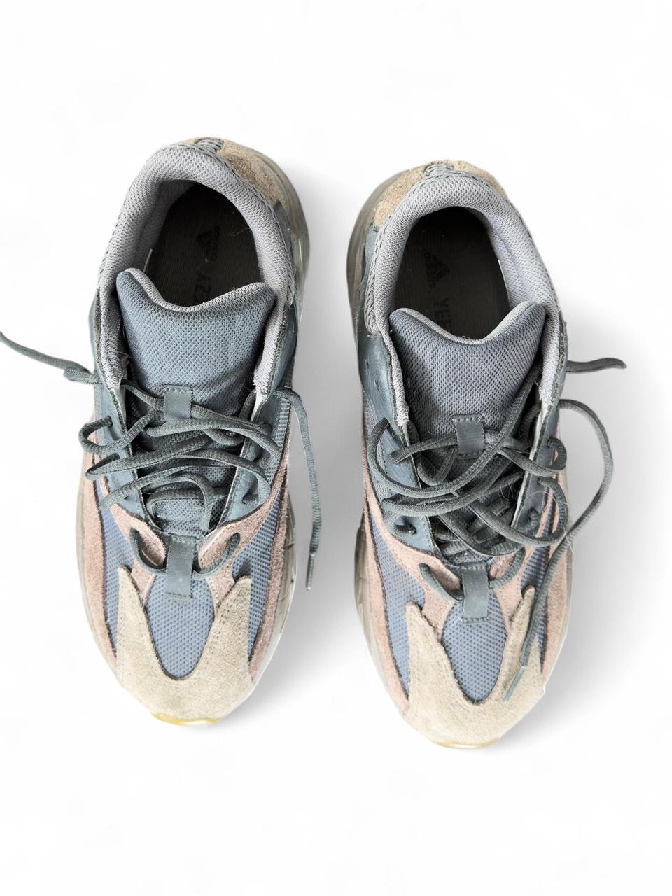 Adidas Yeezy Boost 700 Mauve Colorway