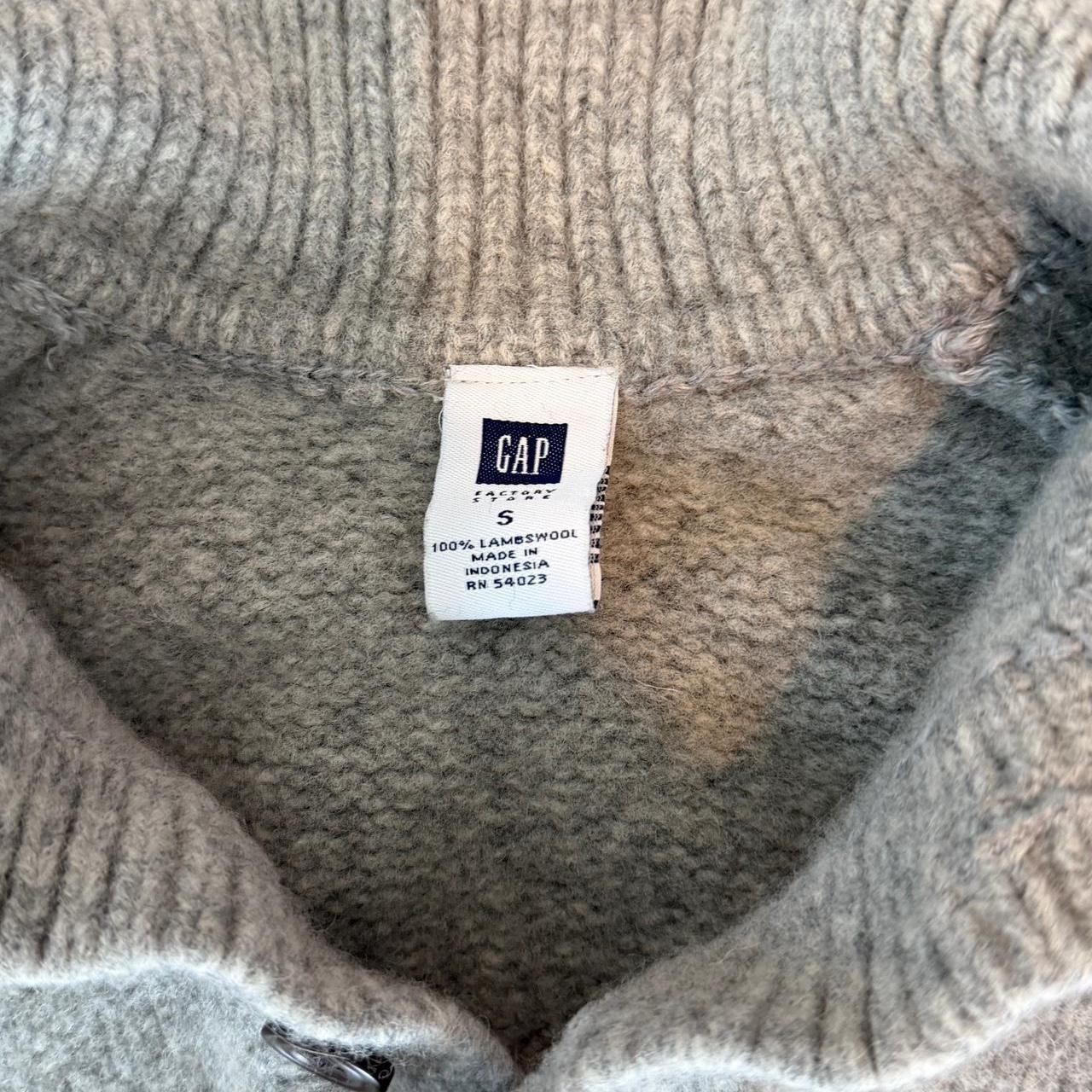 Gap Factory Men's grey cream Jumpers