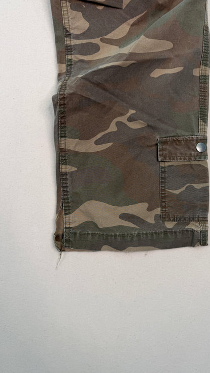 Vintage GAP Desert Camo Cargo Pants – Utility Fit