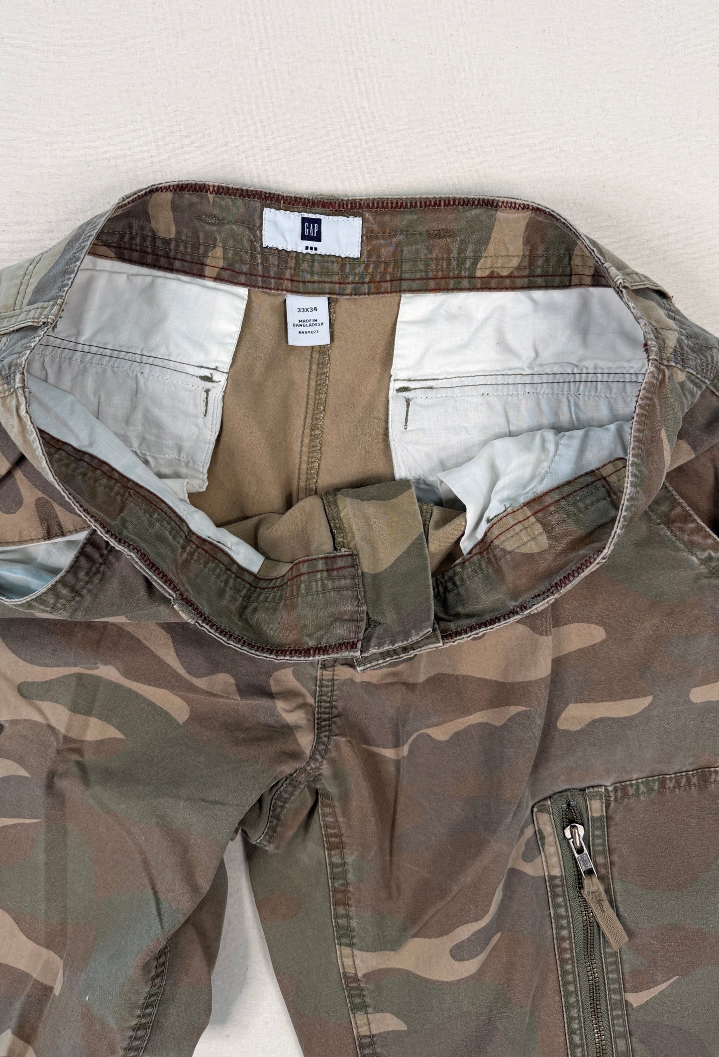 Vintage GAP Desert Camo Cargo Pants – Utility Fit