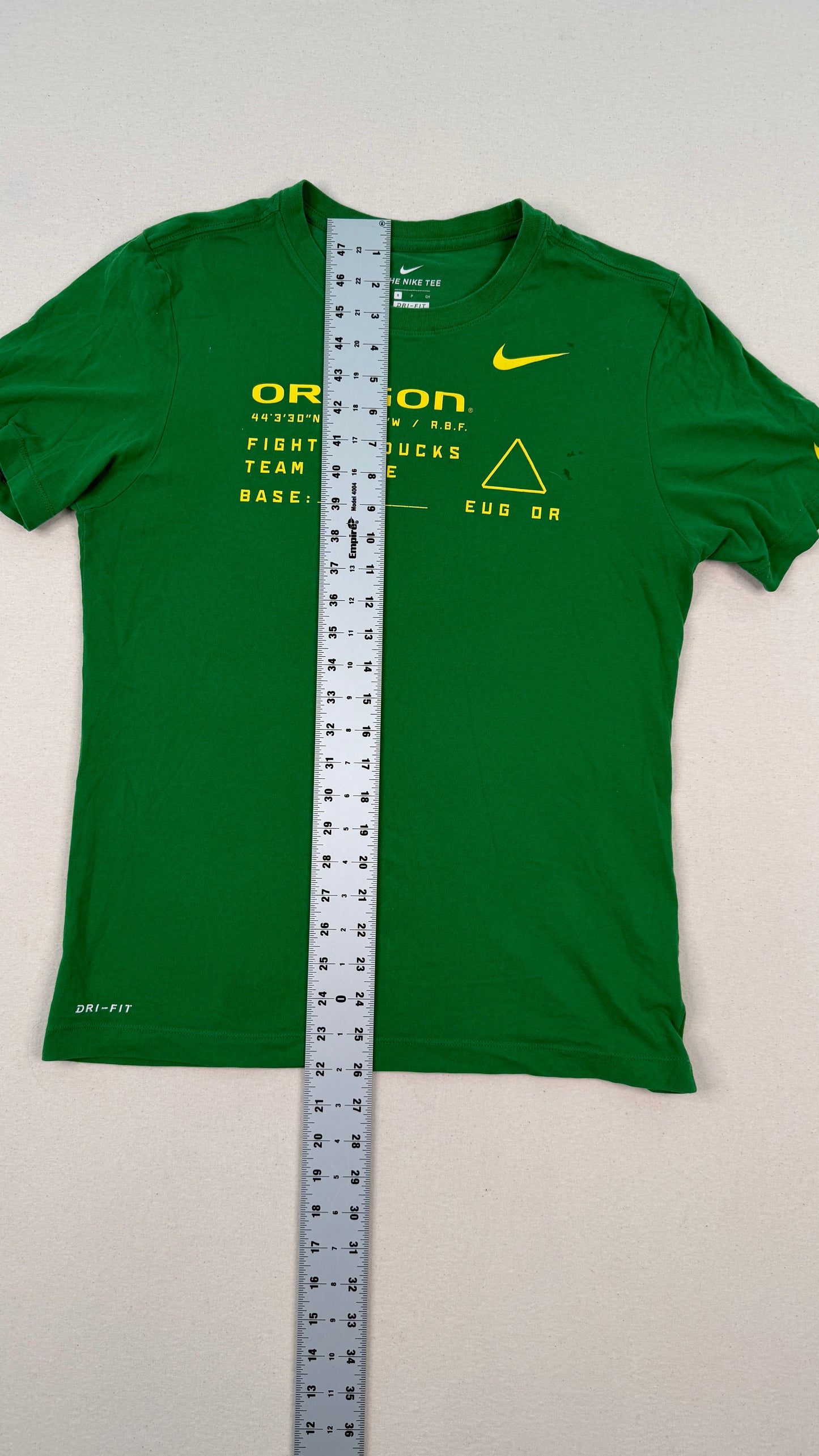 Nike Oregon Ducks Team Issue Green Dri-FIT Tee