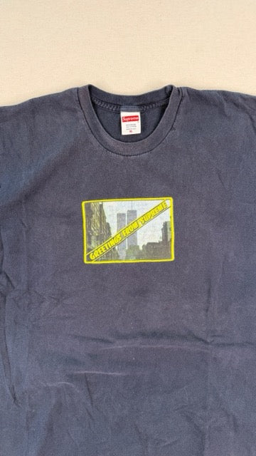 Supreme Greetings From Supreme Skyline Graphic T-Shirt – Navy XL