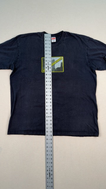 Supreme Greetings From Supreme Skyline Graphic T-Shirt – Navy XL