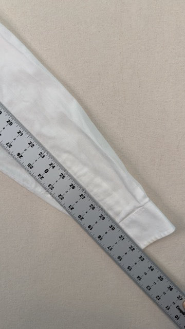 Vintage Van Heusen White Dress Shirt 16 32/33 | Classic Minimal Long Sleeve Button-Up