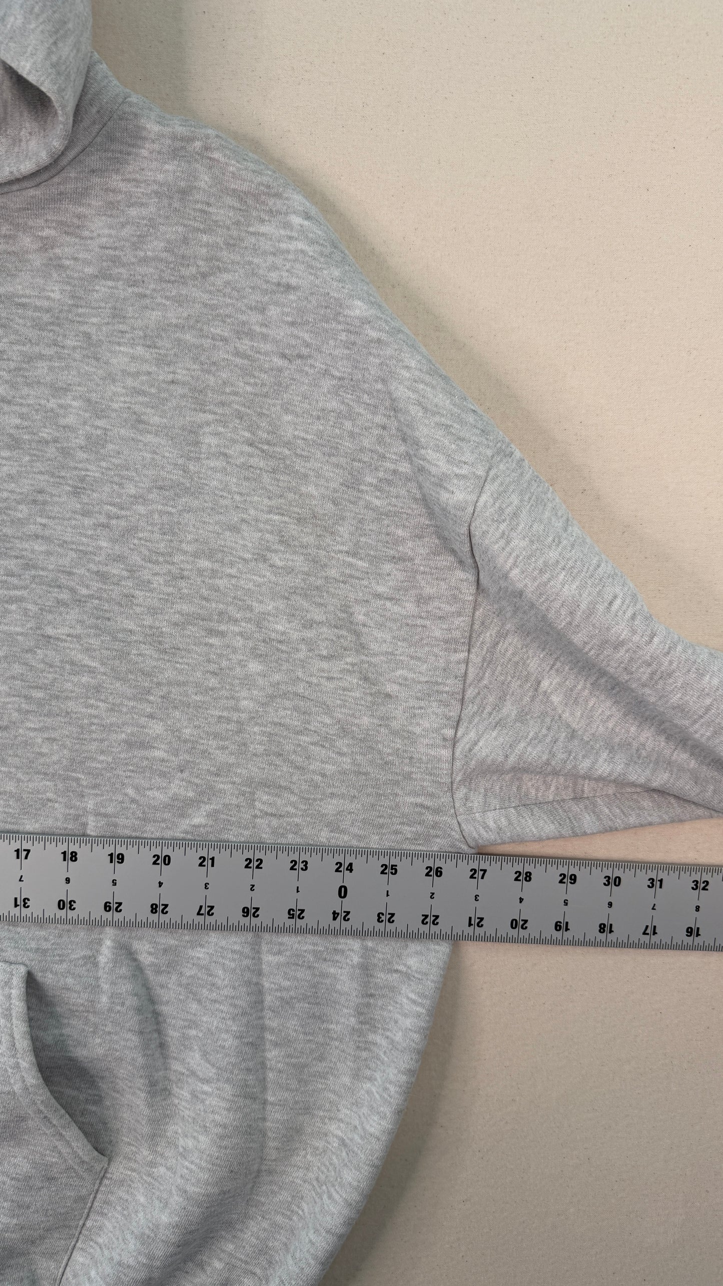 Vintage Trapper’s Bar & Grill Graphic Hoodie – Gray 2XL Y2K Streetwear Pullover