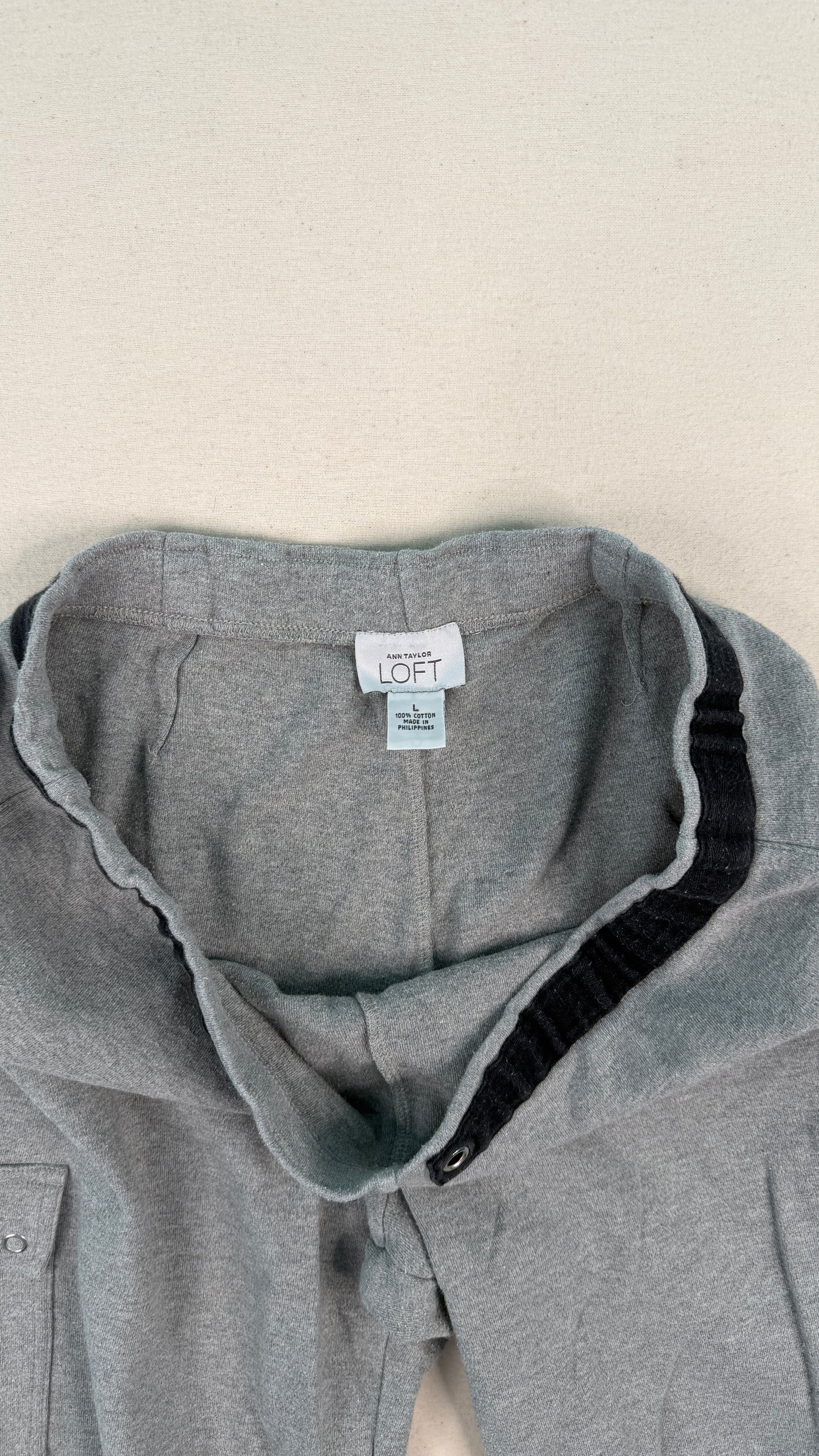 LOFT Gray Cropped Cargo Pants | Women’s Large Minimal Utility Straight Leg