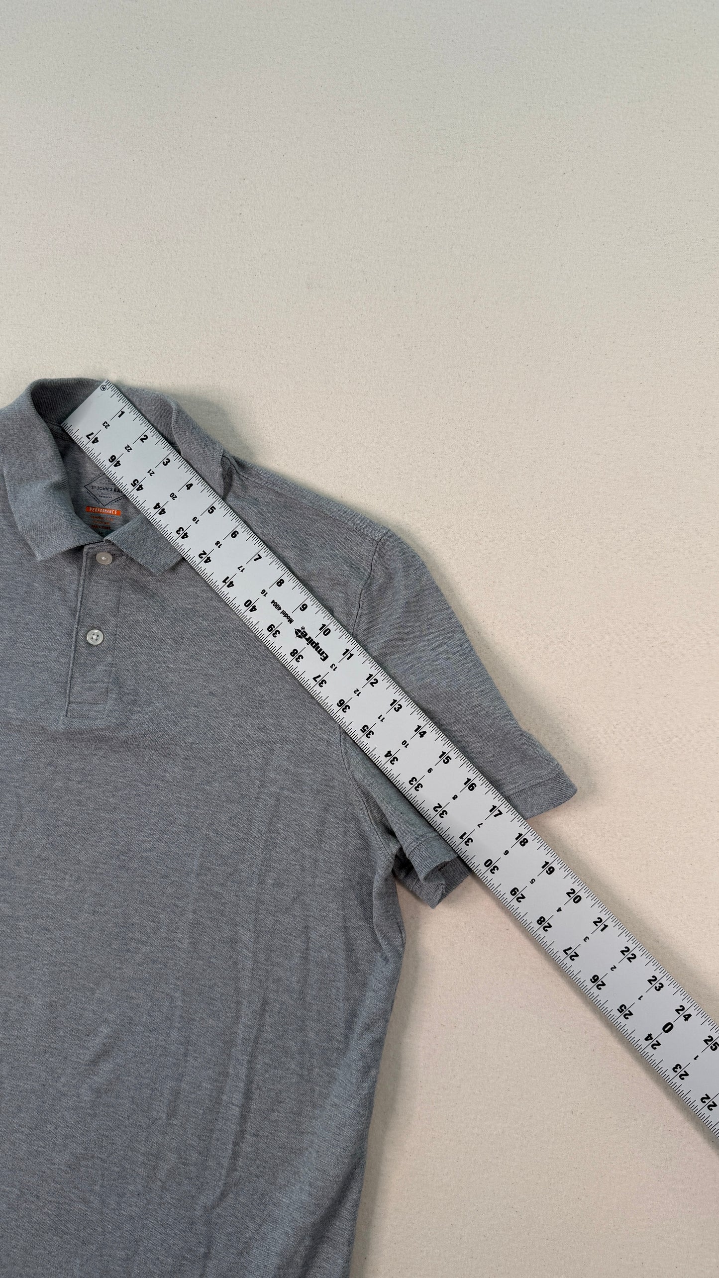 St. John’s Bay Performance Gray Polo Shirt Men’s Medium Minimal Golfcore Essential