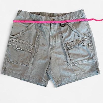 Columbia Sportswear Men's grey khaki Shorts