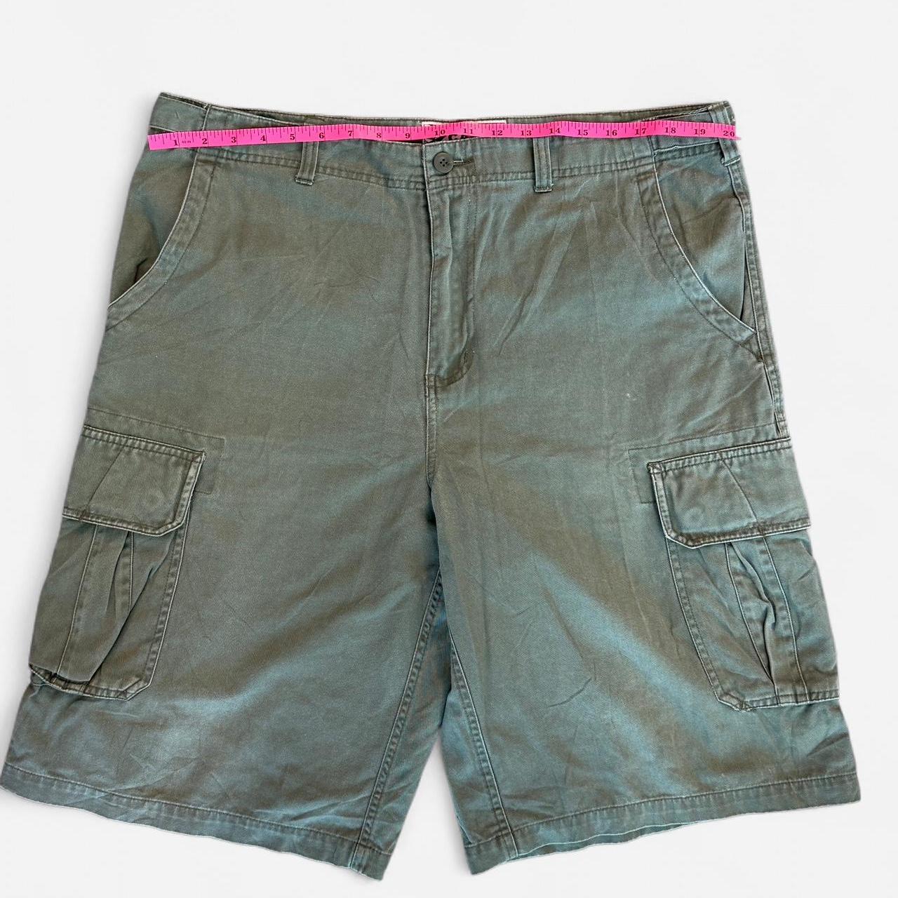 Steve & Barry's Men's green khaki Shorts