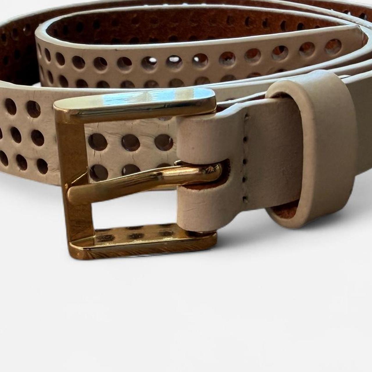 أحزمة نسائية بيضاء متعددة الألوان