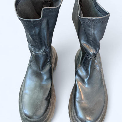 أحذية زارا النسائية باللونين الأسود والرمادي