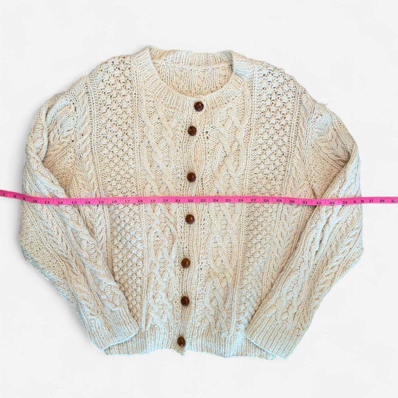 كارديجان نسائي بلون أبيض كريمي