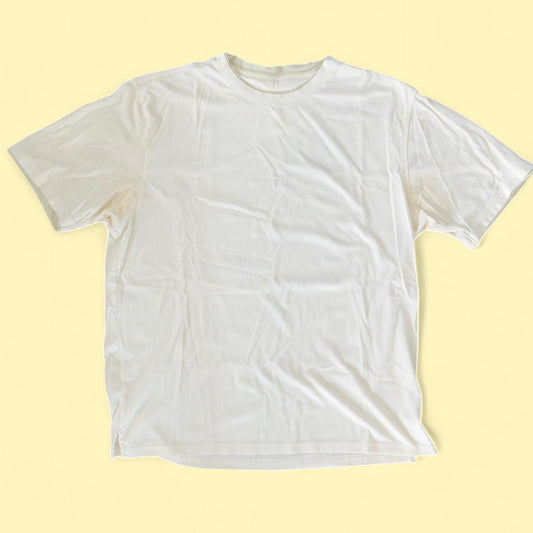 تيشيرتات رجالية بيضاء كريمية