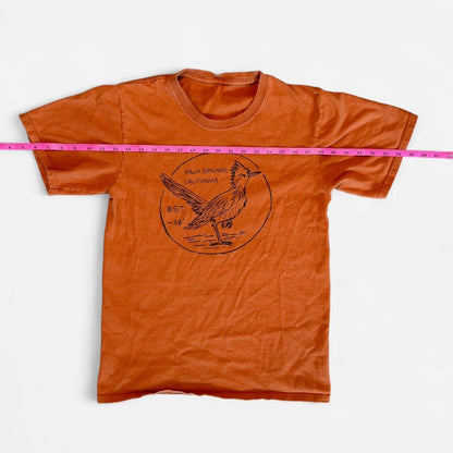 تيشيرتات نسائية برتقالية اللون