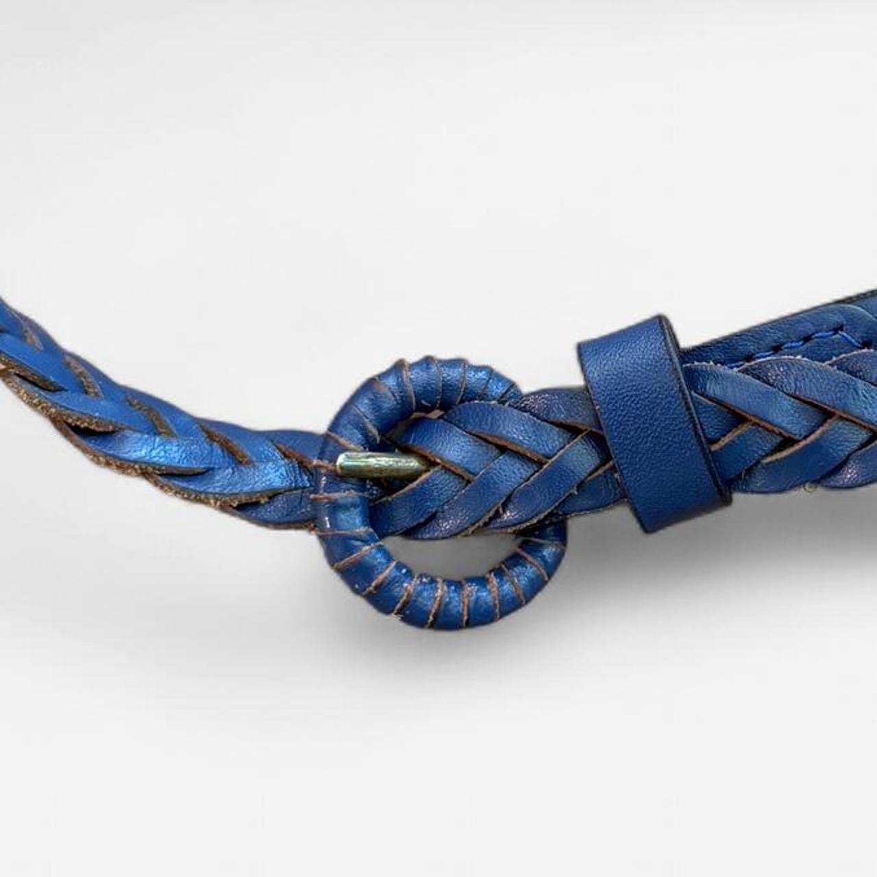 أحزمة بنية للنساء