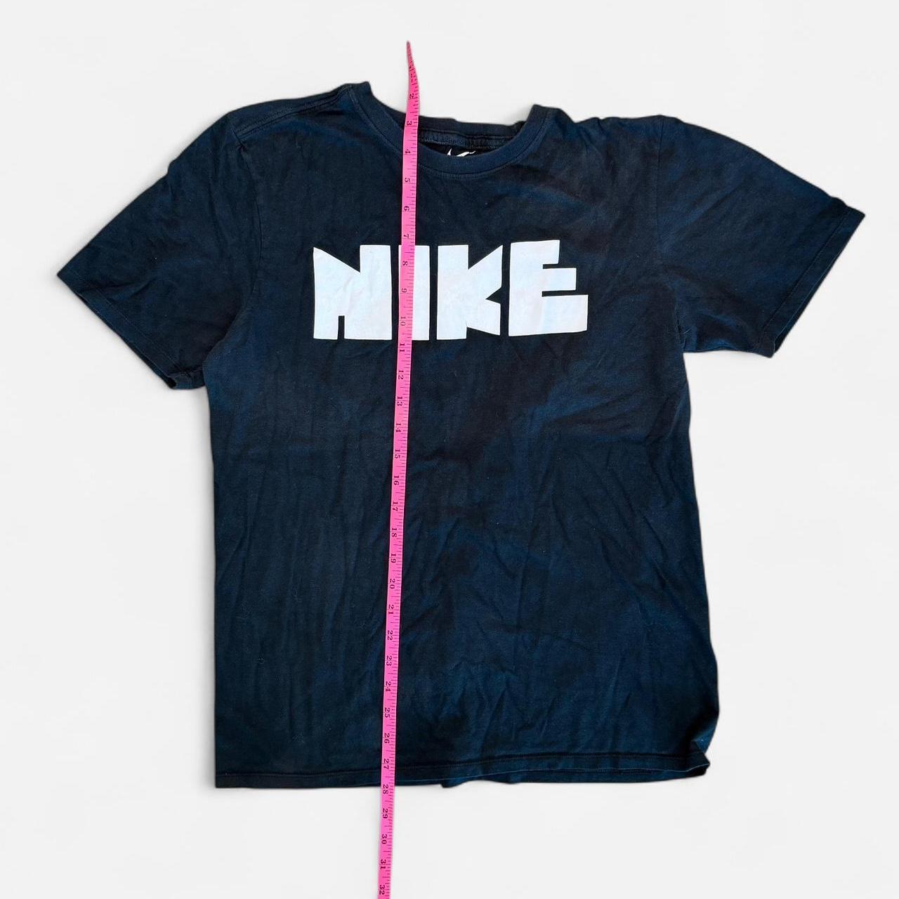 Nike Men's black navy T-shirts
