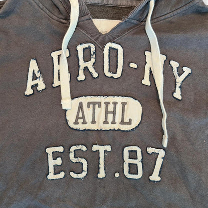 هودي رجالي رمادي وأسود من إيروبوستال