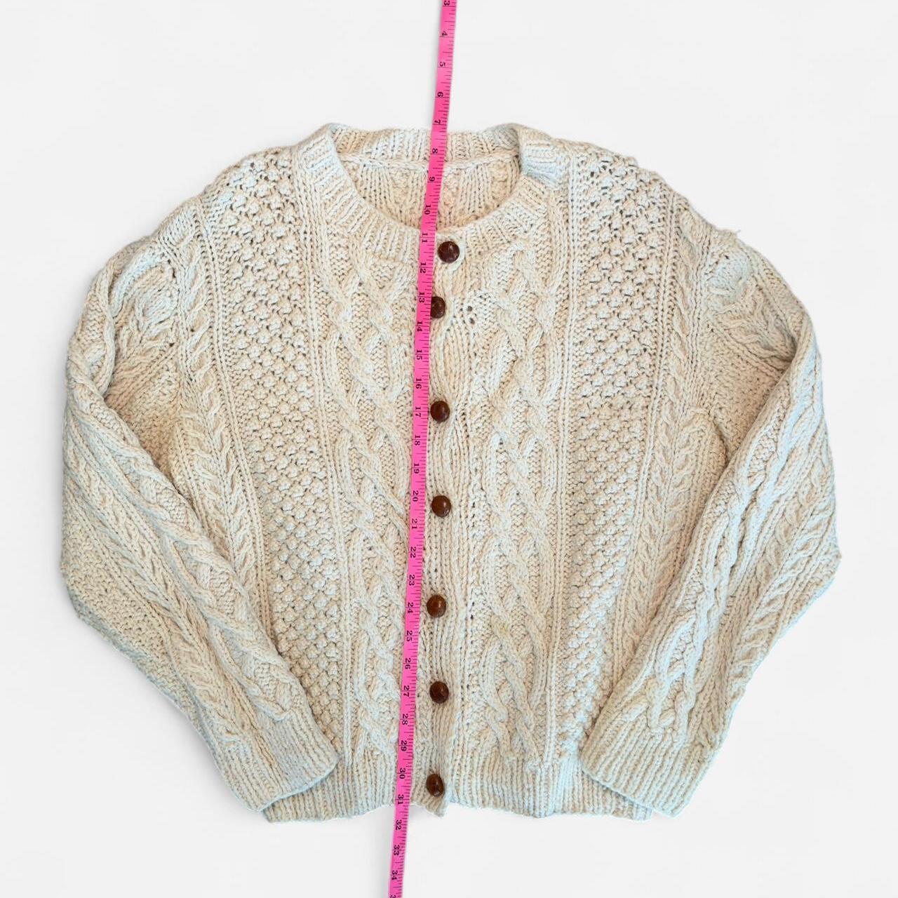 كارديجان نسائي بلون أبيض كريمي