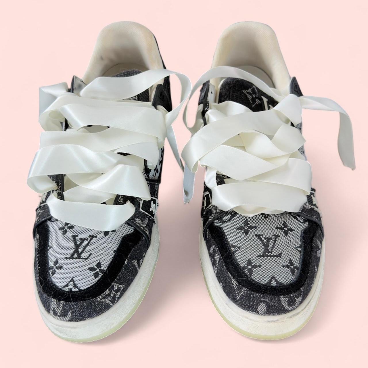 Louis Vuitton Men's black white Trainers