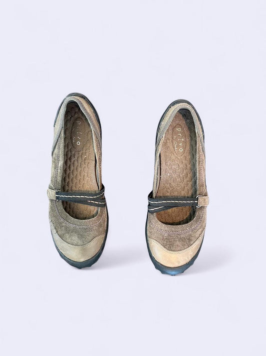 Vintage Privo by Clarks Suede Mary Jane Flats