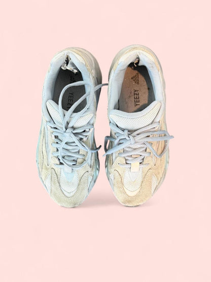 Adidas Yeezy 700 V2 Static Sneakers