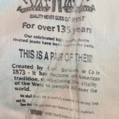 Levi's Men's tan cream Shorts