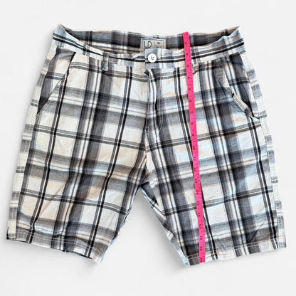 شورتات رجالية