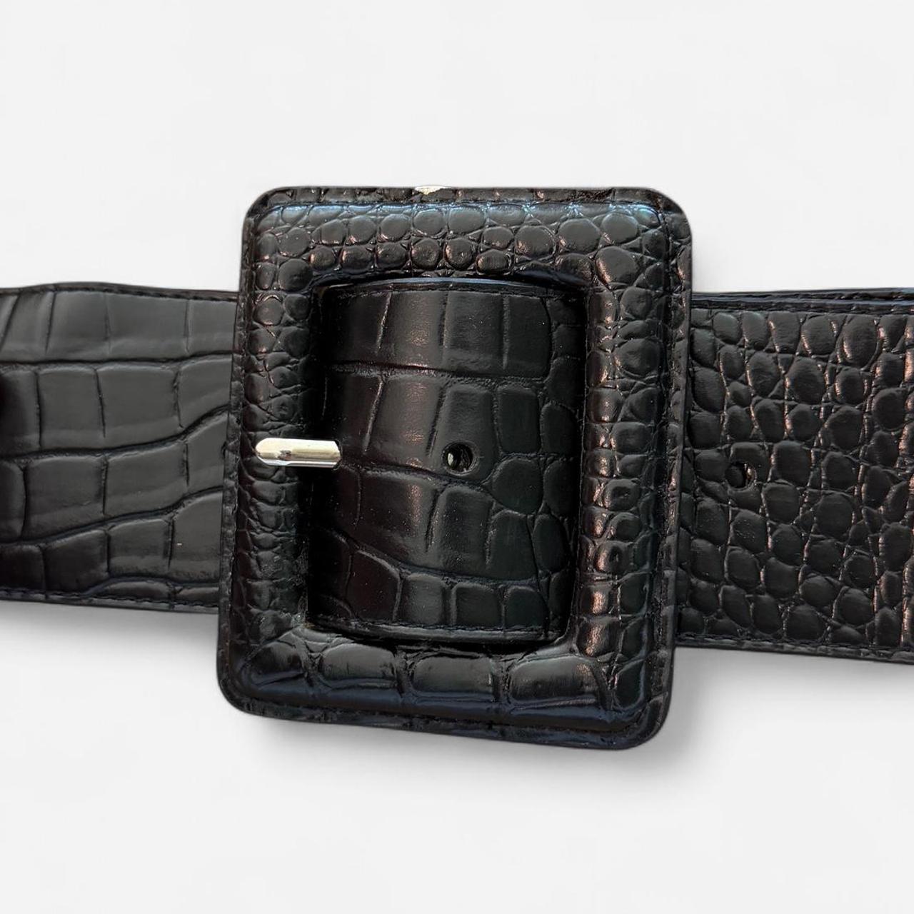 أحزمة نسائية سوداء متعددة الألوان