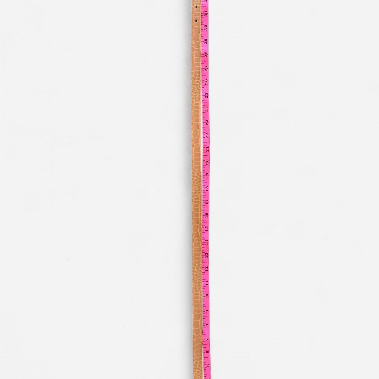 أحزمة نسائية بنية اللون