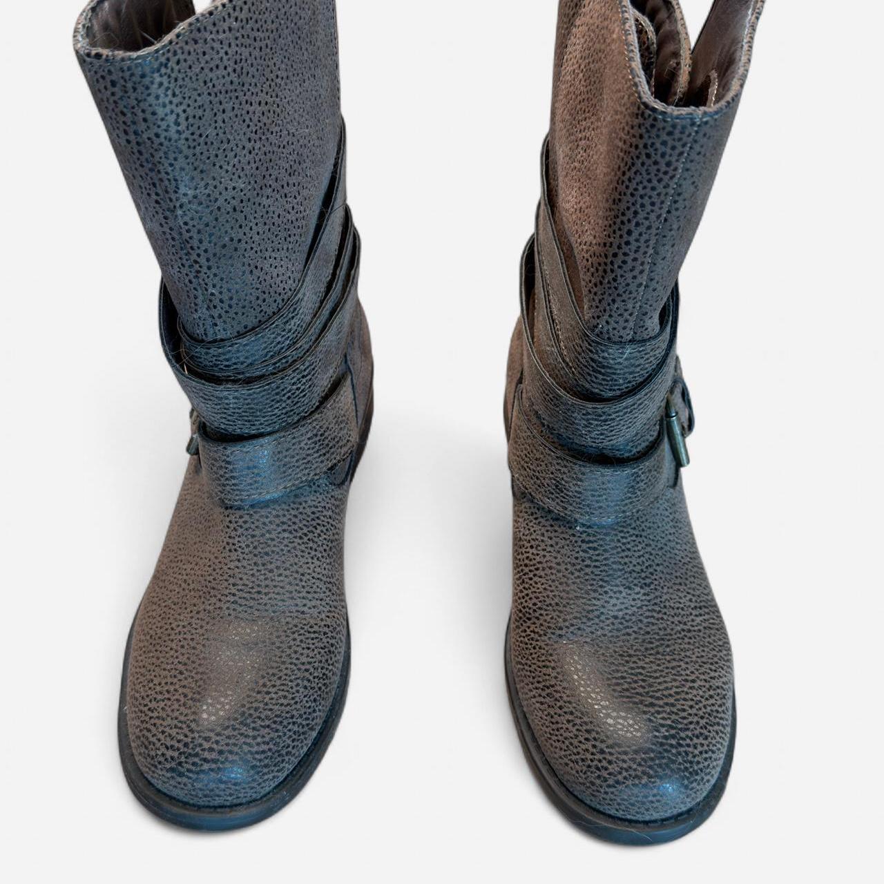 Rampage Women's brown black Boots