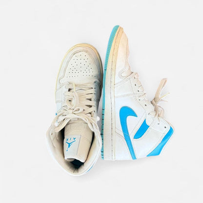 Nike Women's white multi Trainers