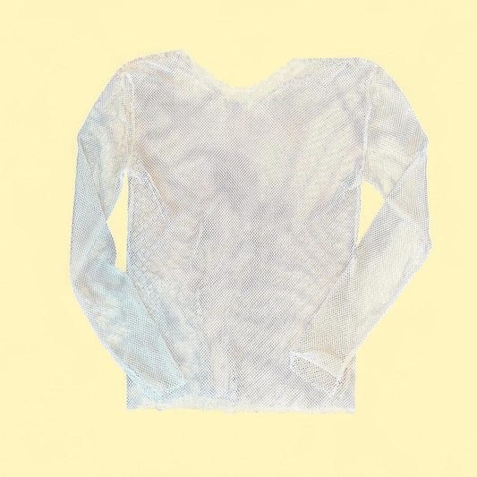 قمصان نسائية بيضاء كريمية