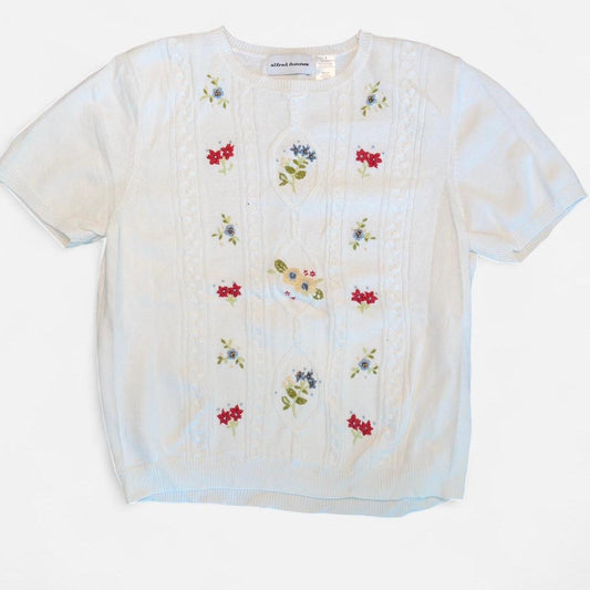 قمصان نسائية بيضاء كريمية من ألفريد دانر