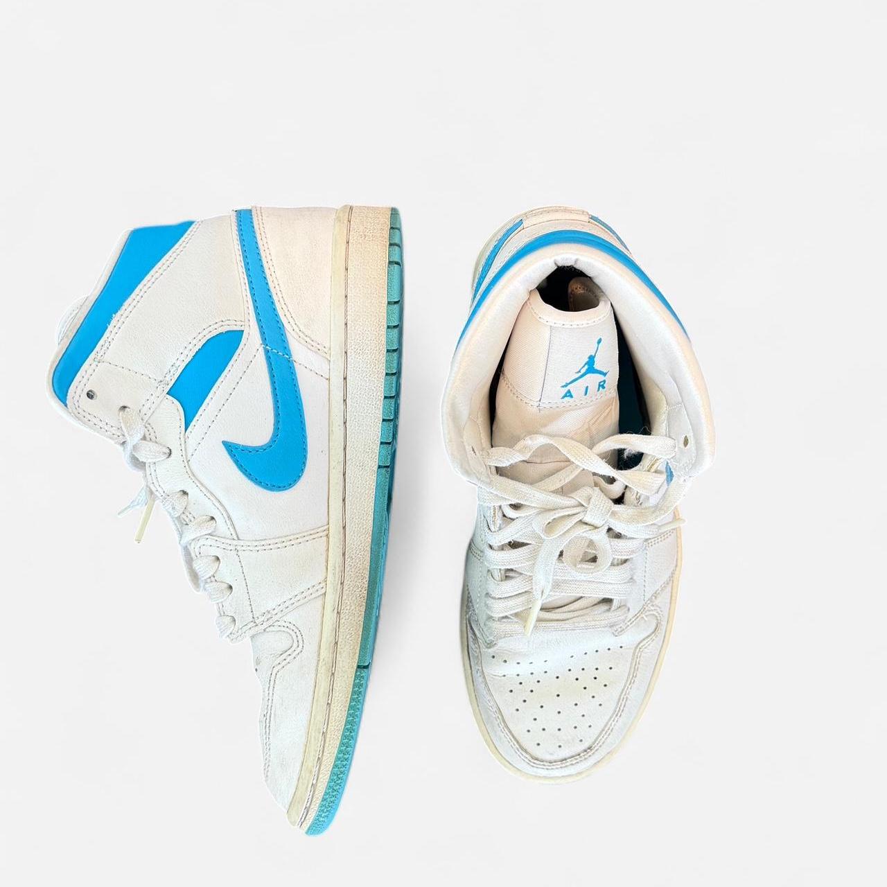 Nike Women's white multi Trainers