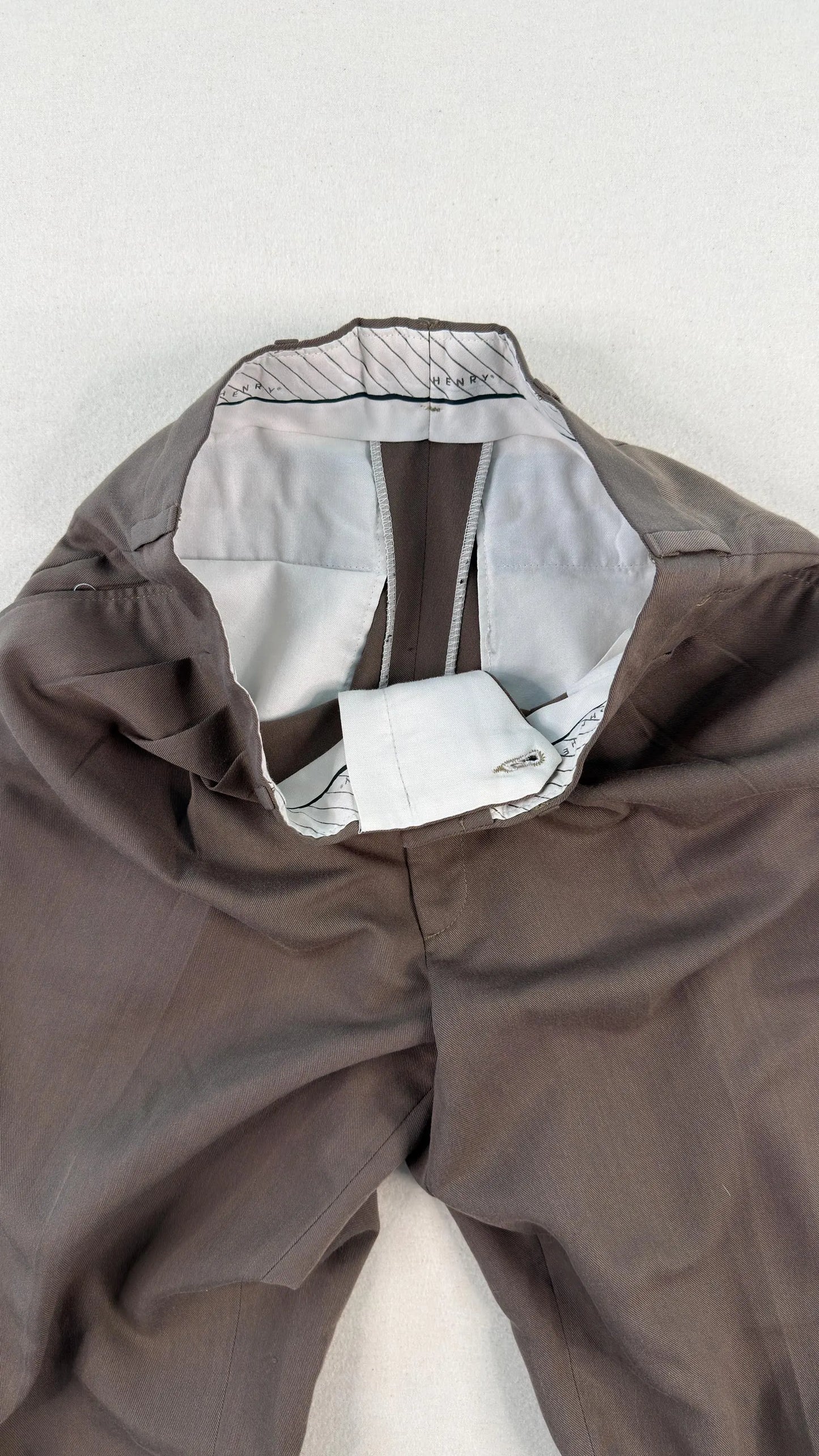 Vintage Brown Pleated Tailored Dress Trousers 32x32 – Minimal Straight Leg Pants