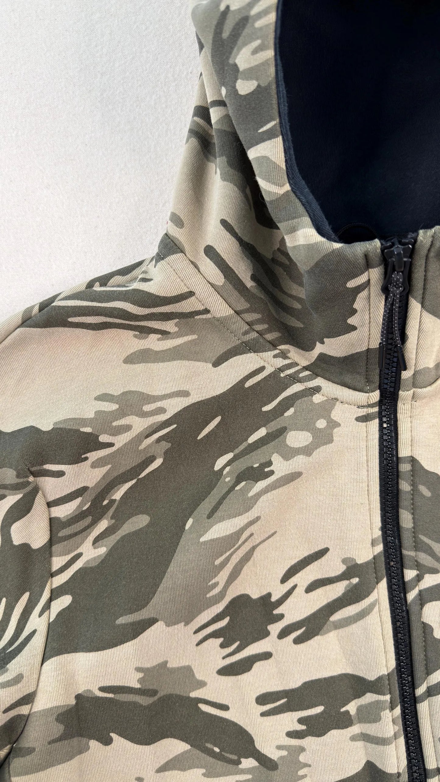 Vintage Nike Tiger Camo Full Zip Hoodie Olive Green Y2K Techwear Streetwear - Men’s Medium