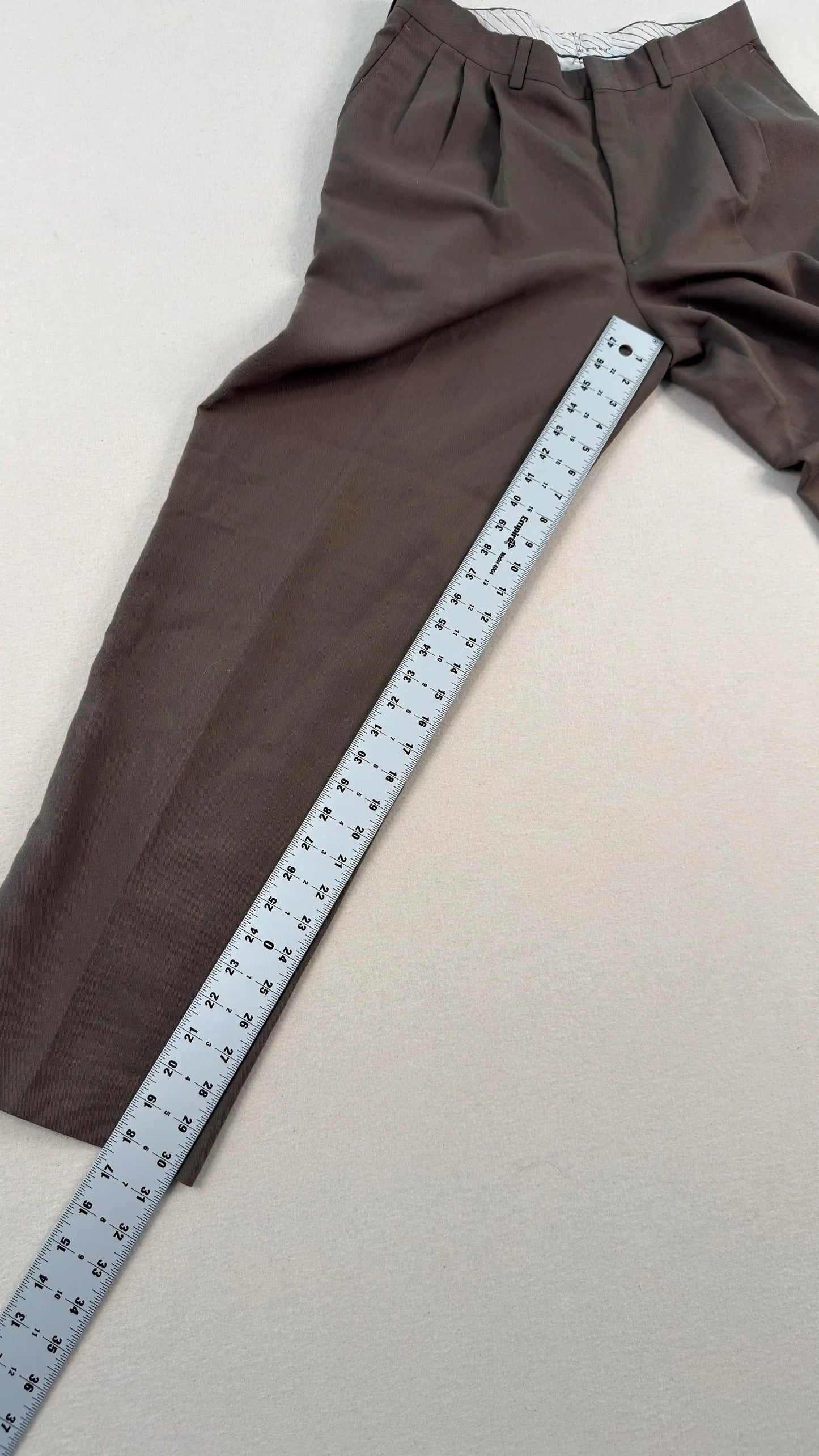 Vintage Brown Pleated Tailored Dress Trousers 32x32 – Minimal Straight Leg Pants