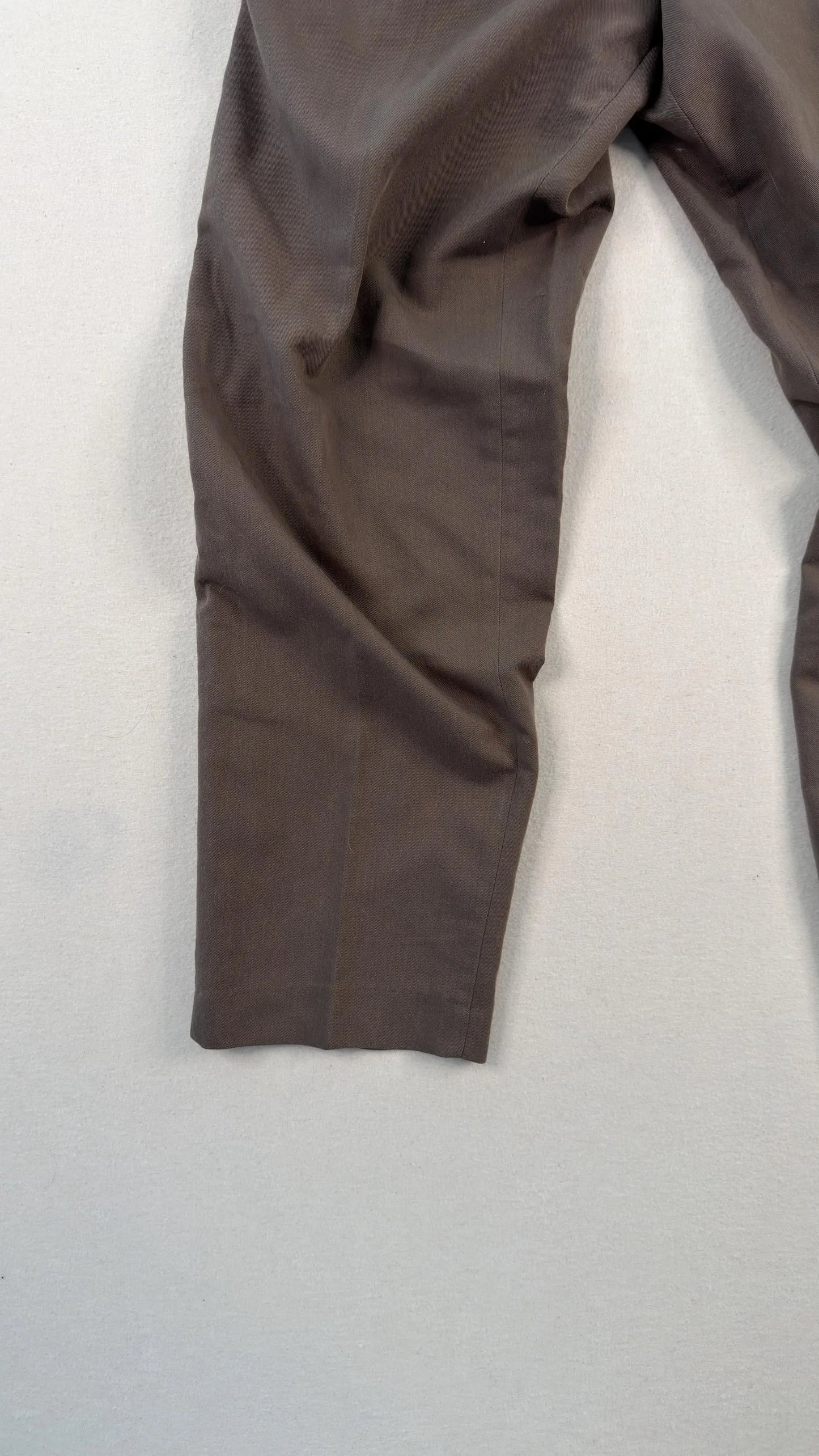 Vintage Brown Pleated Tailored Dress Trousers 32x32 – Minimal Straight Leg Pants