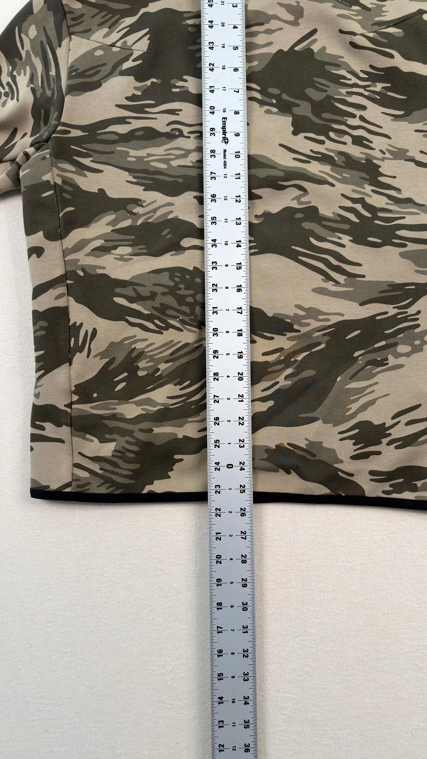 Vintage Nike Tiger Camo Full Zip Hoodie Olive Green Y2K Techwear Streetwear - Men’s Medium