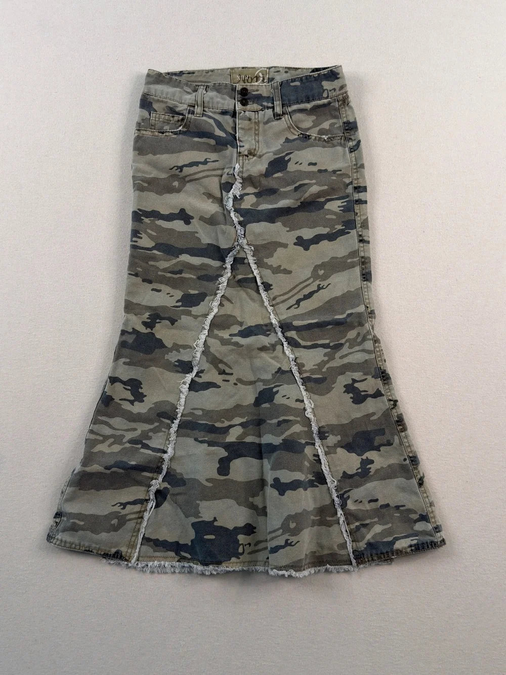 Mudd Y2K Camo Mermaid Maxi Skirt Size 10 | Low Rise Distressed Grunge Streetwear
