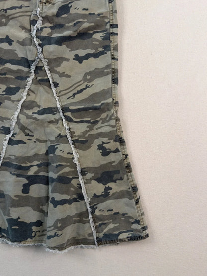 Mudd Y2K Camo Mermaid Maxi Skirt Size 10 | Low Rise Distressed Grunge Streetwear
