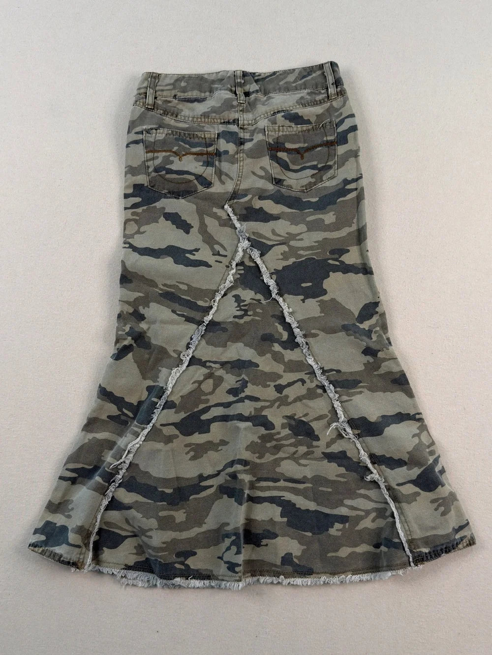 Mudd Y2K Camo Mermaid Maxi Skirt Size 10 | Low Rise Distressed Grunge Streetwear